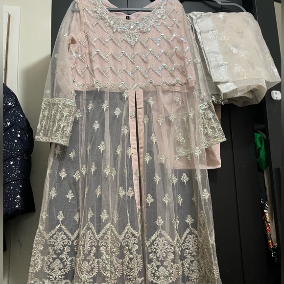 Pakistani maxi - Picture 6 of 10